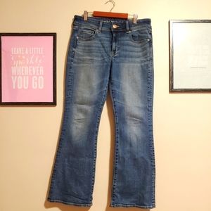 American Eagle kickboot denim medium wash jeans 8
